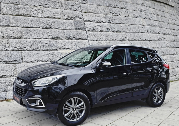 Hyundai ix35 cena 49700 przebieg: 237197, rok produkcji 2015 z Golina małe 781